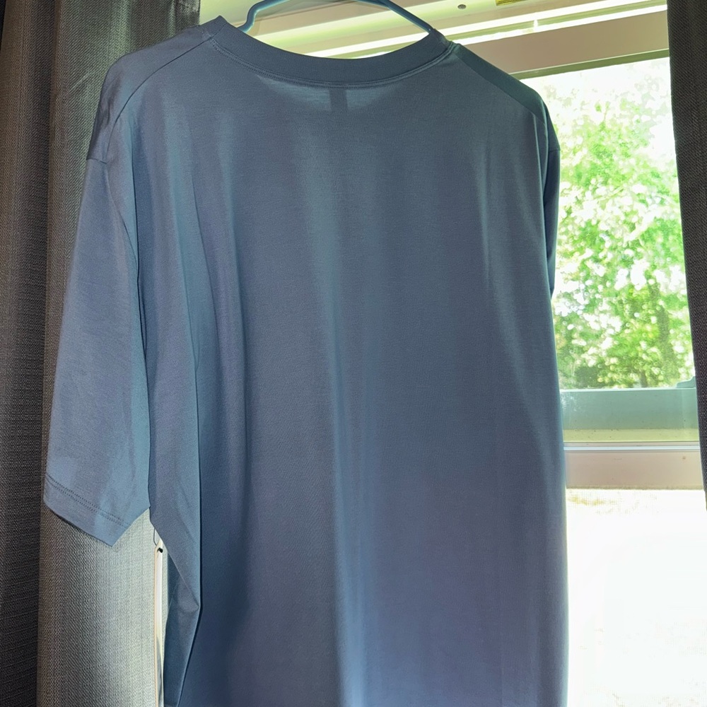 Mens Lululemon Shirt Size M - Picture 3 of 3